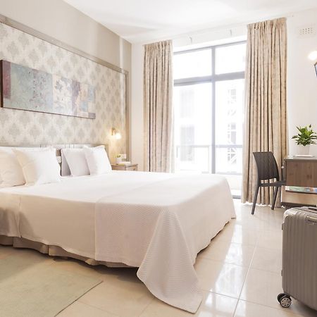 Rooms By Alexandra Hotel Saint Julian's Екстер'єр фото